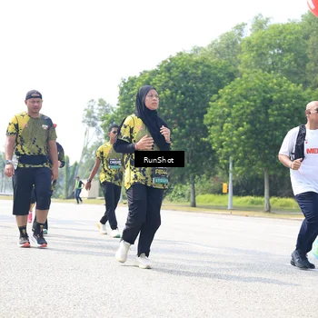 Runner Photo 6948010