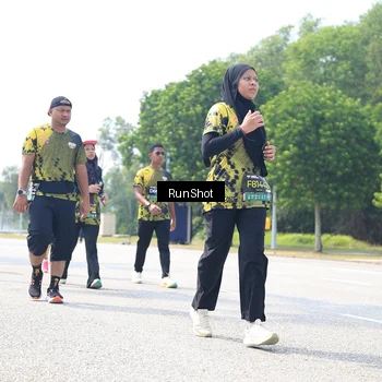 Runner Photo 6948012