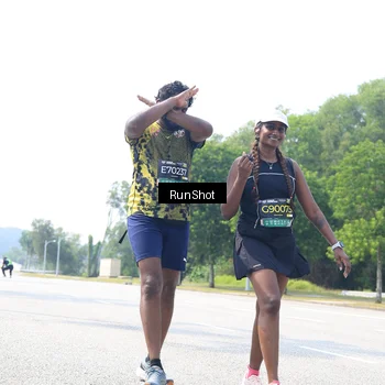 Runner Photo 6948063