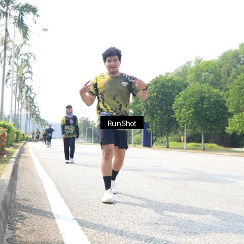 Runner Photo 6948084