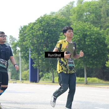 Runner Photo 6948105