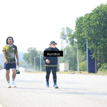 Runner Photo 6948123