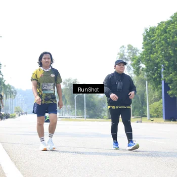 Runner Photo 6948130
