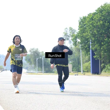 Runner Photo 6948131