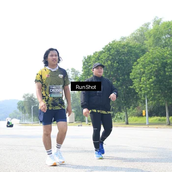 Runner Photo 6948146