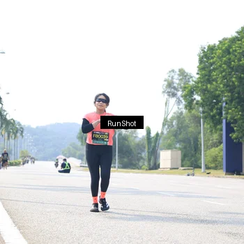 Runner Photo 6948223