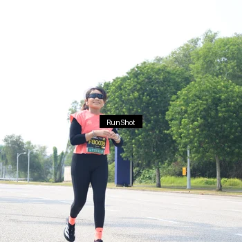 Runner Photo 6948245