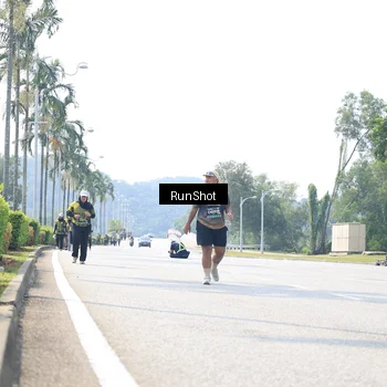 Runner Photo 6948247
