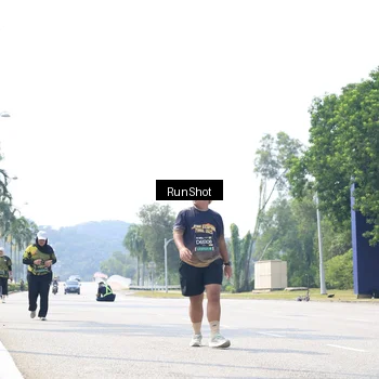 Runner Photo 6948251