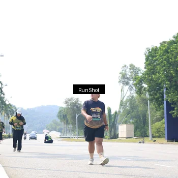 Runner Photo 6948252