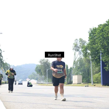 Runner Photo 6948253