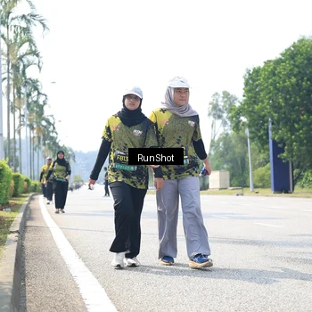 Runner Photo 6948321