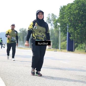 Runner Photo 6948324