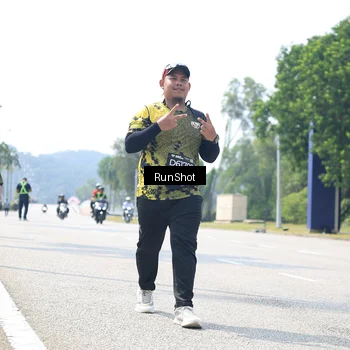 Runner Photo 6948342
