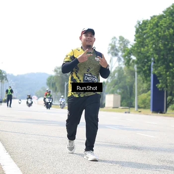 Runner Photo 6948343