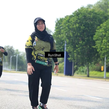 Runner Photo 6948357