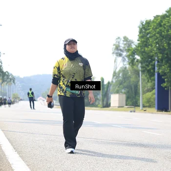 Runner Photo 6948359