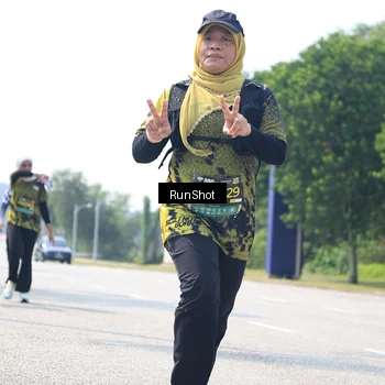 Runner Photo 6948374