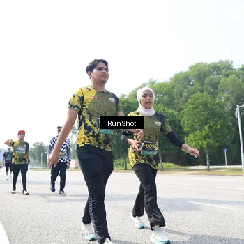 Runner Photo 6948398