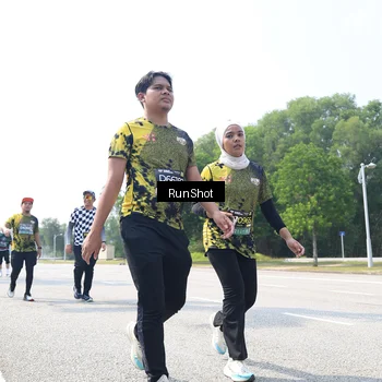 Runner Photo 6948402