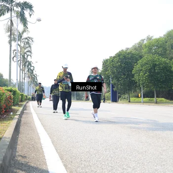Runner Photo 6948449
