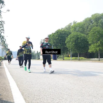 Runner Photo 6948455