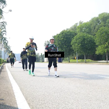 Runner Photo 6948456