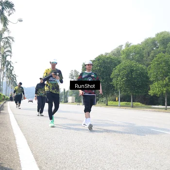 Runner Photo 6948459
