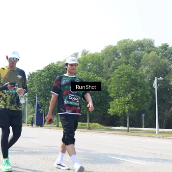 Runner Photo 6948511