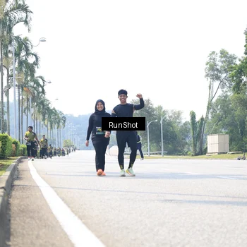 Runner Photo 6948538