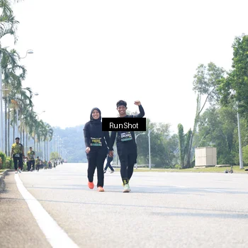 Runner Photo 6948545
