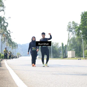 Runner Photo 6948548