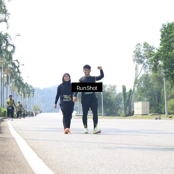 Runner Photo 6948549