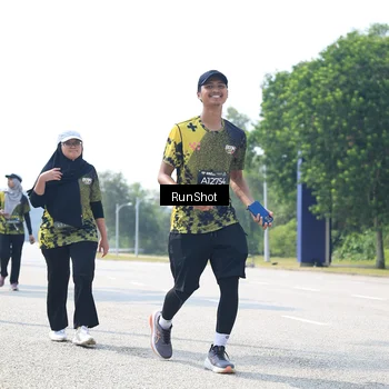 Runner Photo 6948590