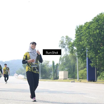 Runner Photo 6948597