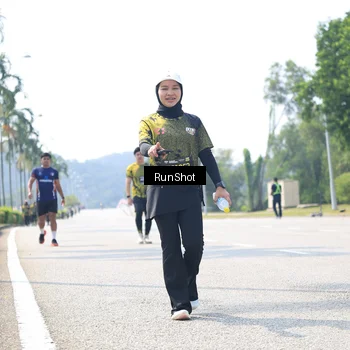 Runner Photo 6948607