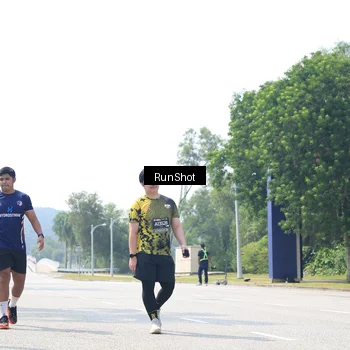 Runner Photo 6948627