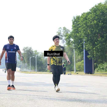 Runner Photo 6948635
