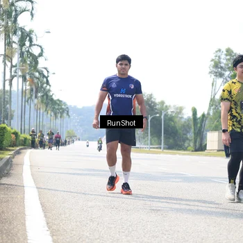 Runner Photo 6948639