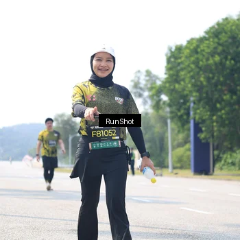 Runner Photo 6948643