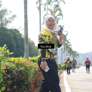 Runner Photo 6948644