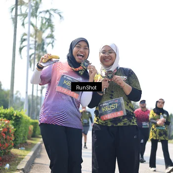 Runner Photo 6948665