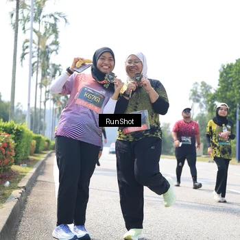 Runner Photo 6948679