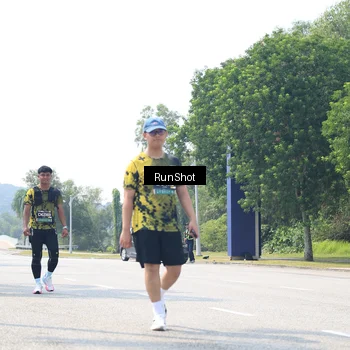 Runner Photo 6948706