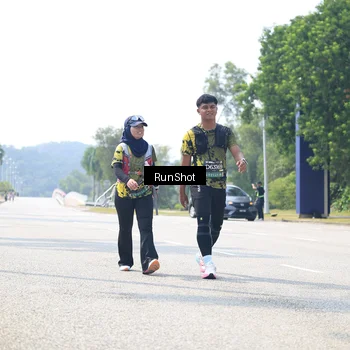 Runner Photo 6948722