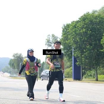 Runner Photo 6948725