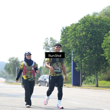 Runner Photo 6948726
