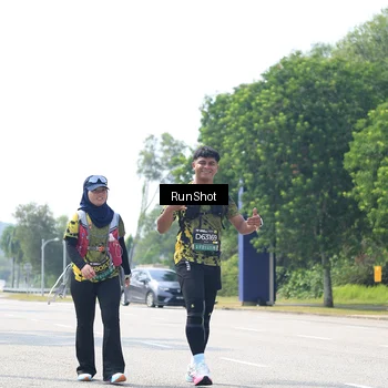Runner Photo 6948728