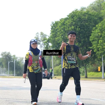 Runner Photo 6948735