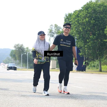 Runner Photo 6948765